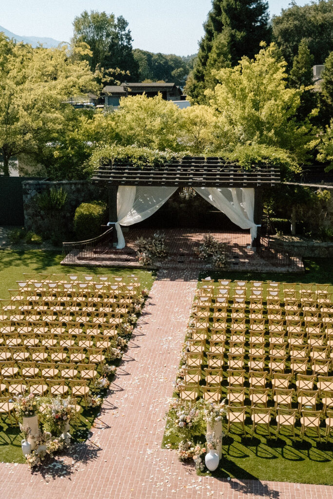 Luxury summer wedding at The Estate Yountville in Napa, CA 