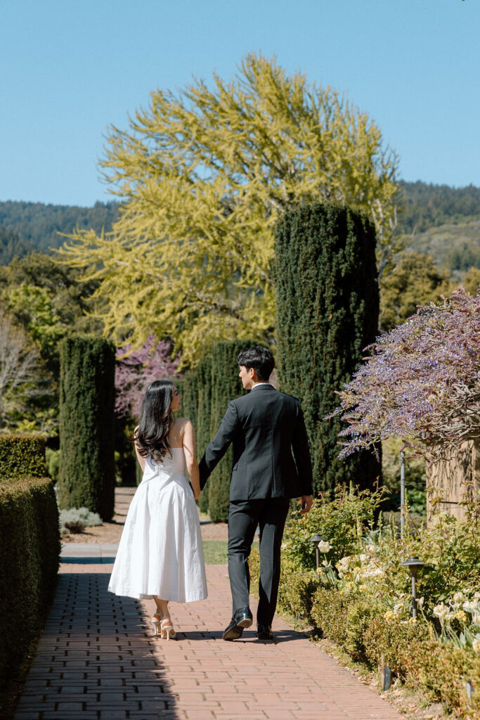 Engagement Session at Filoli Gardens in California | California wedding photographer Katelyn Bradley Photography