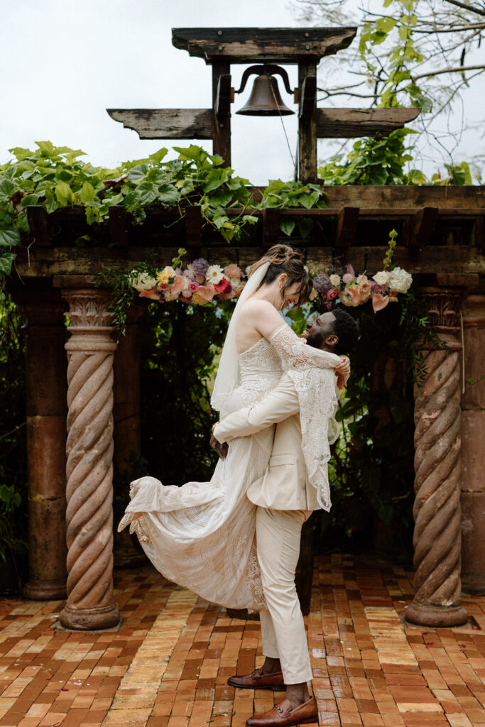 romantic photos of the bride and groom on their wedding day at the Hacienda Siesta Alegre in Puerto Rico 