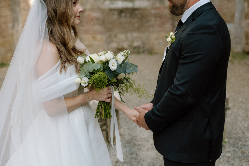 Wedding at San Galgano Abbey in Tuscany