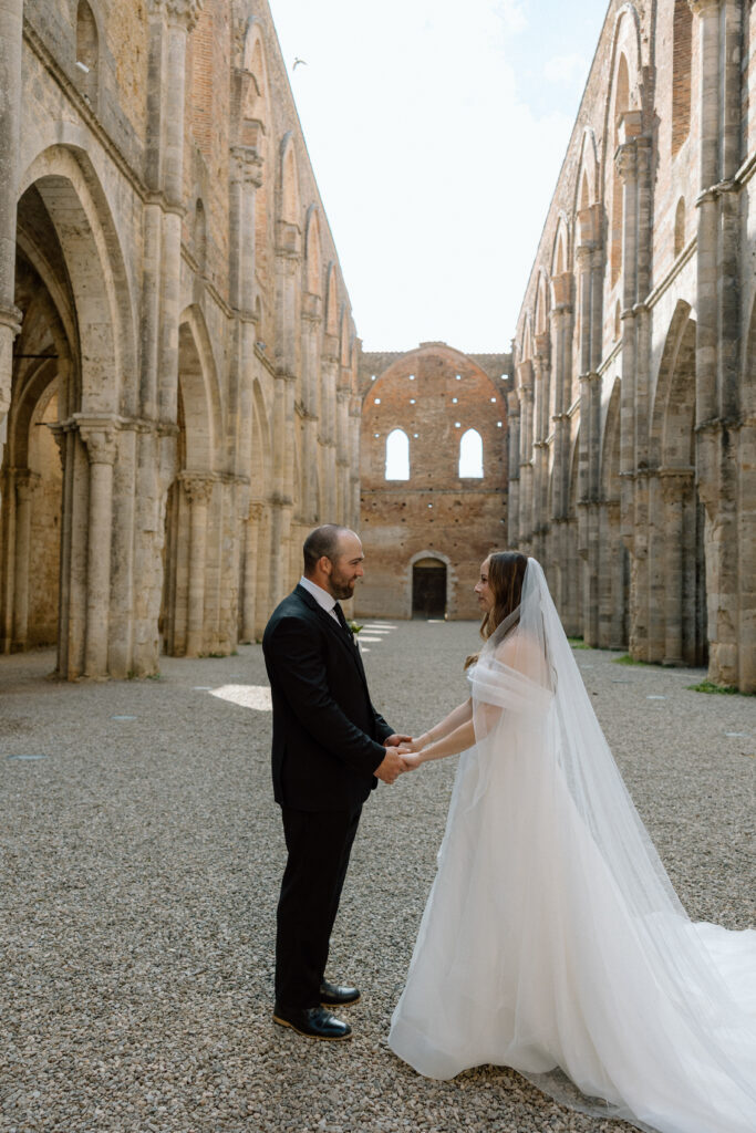 Wedding at San Galgano Abbey in Tuscany