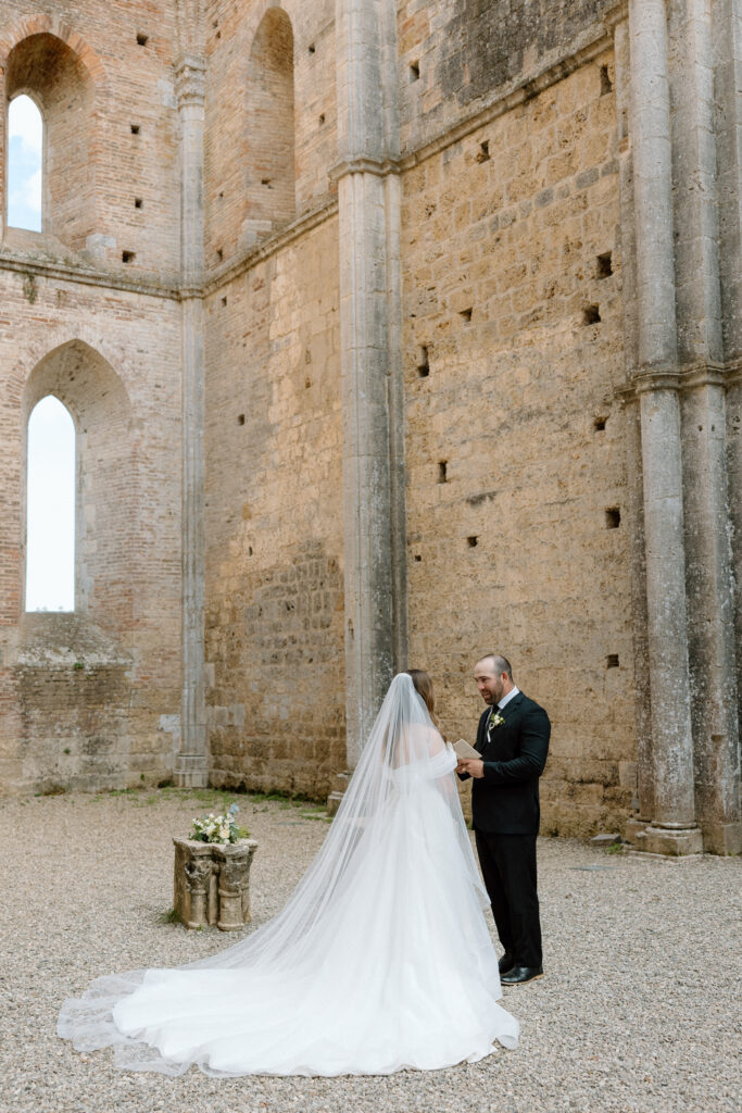Wedding at San Galgano Abbey in Tuscany