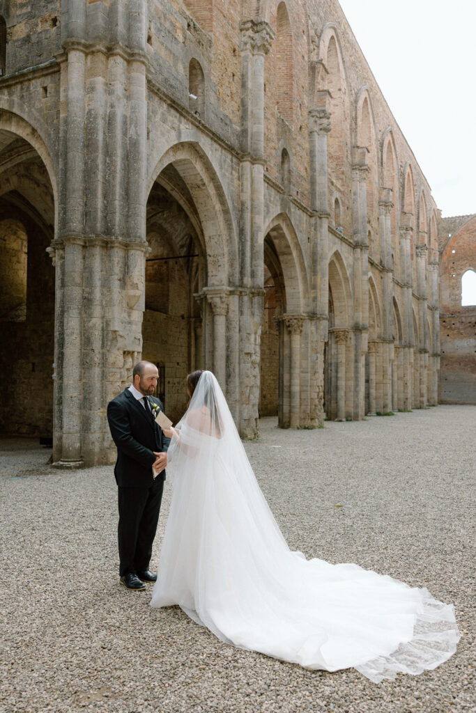 Wedding at San Galgano Abbey in Tuscany