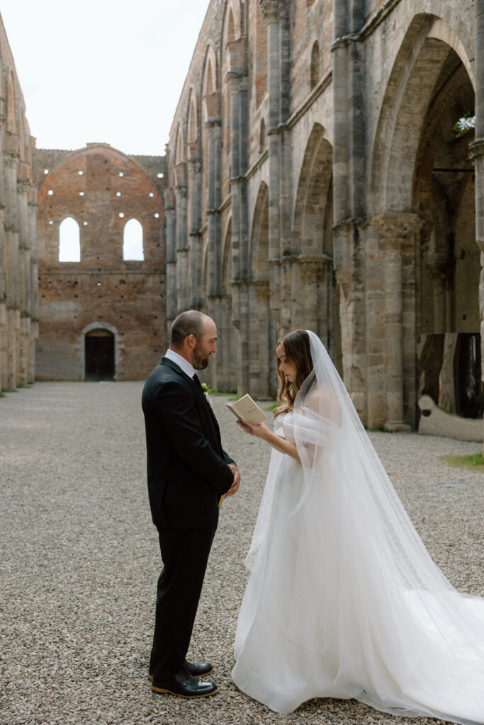 Wedding at San Galgano Abbey in Tuscany