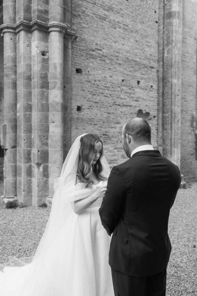 Wedding at San Galgano Abbey in Tuscany