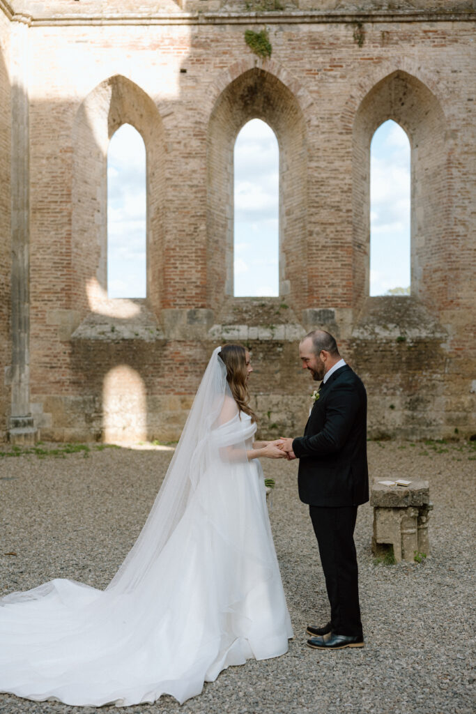 Wedding at San Galgano Abbey in Tuscany