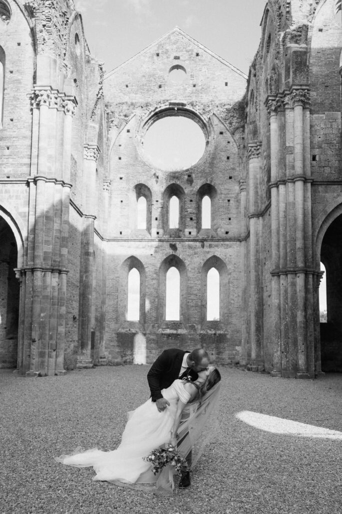 Wedding at San Galgano Abbey in Tuscany