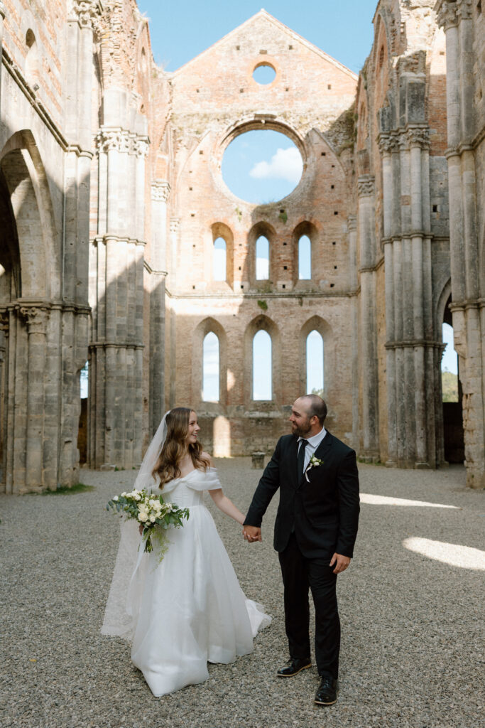 Wedding at San Galgano Abbey in Tuscany