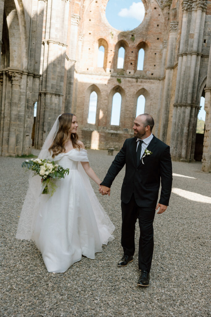 Wedding at San Galgano Abbey in Tuscany