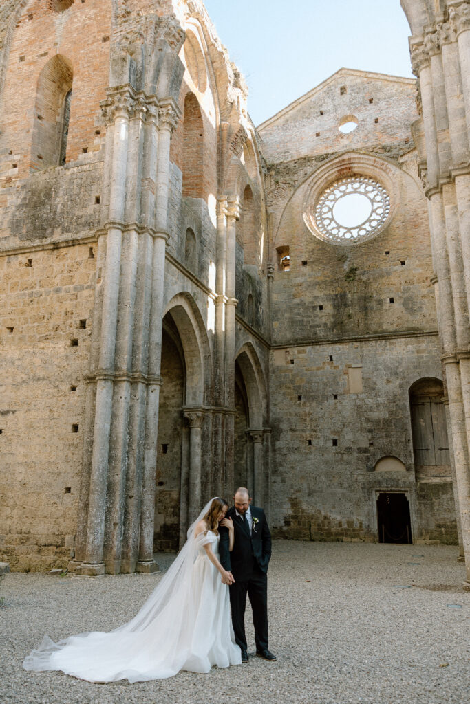 Wedding at San Galgano Abbey in Tuscany