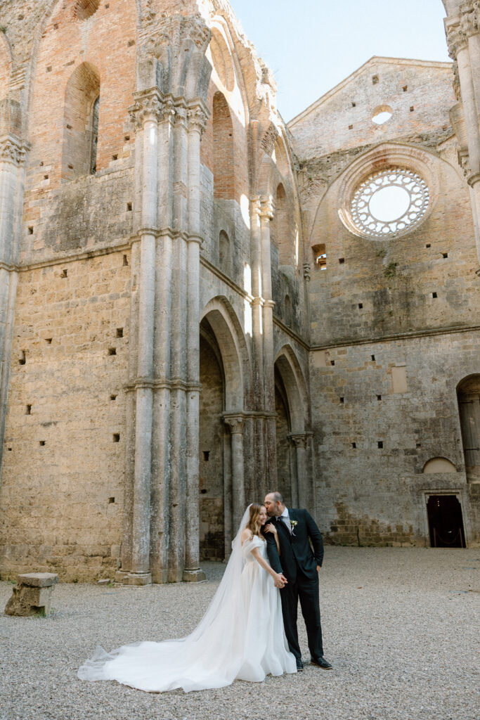 Wedding at San Galgano Abbey in Tuscany