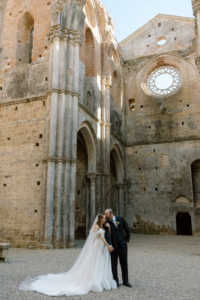 Wedding at San Galgano Abbey in Tuscany