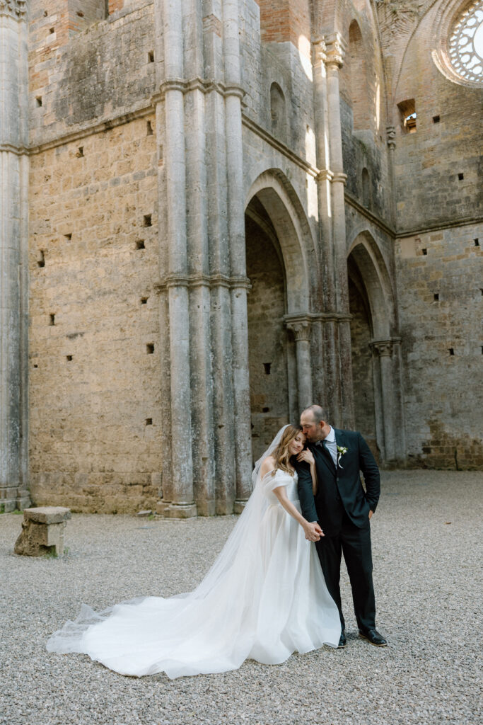Wedding at San Galgano Abbey in Tuscany