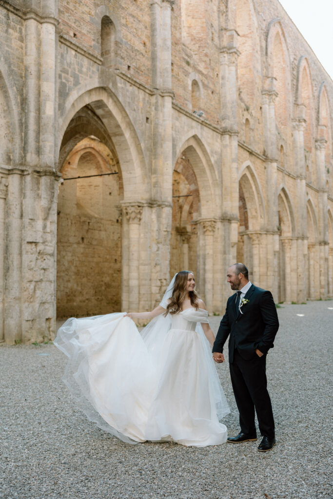 Wedding at San Galgano Abbey in Tuscany