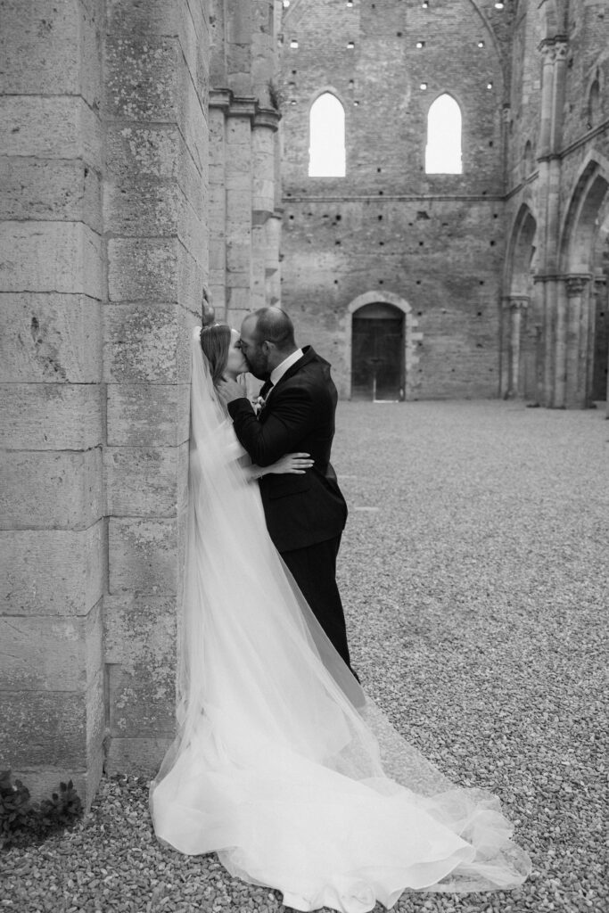 Wedding at San Galgano Abbey in Tuscany