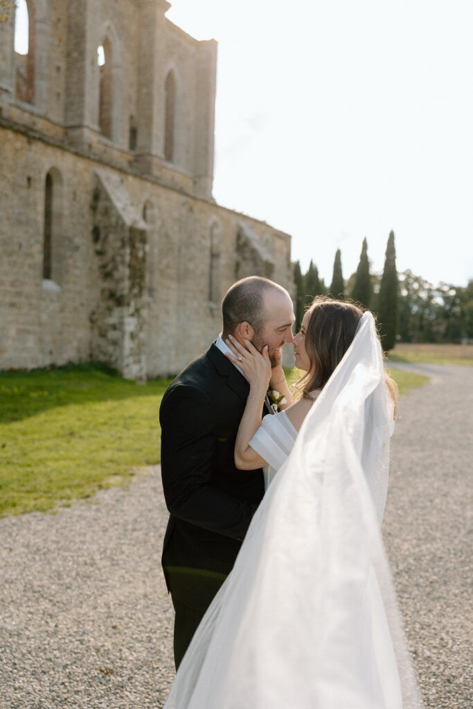 Wedding at San Galgano Abbey in Tuscany