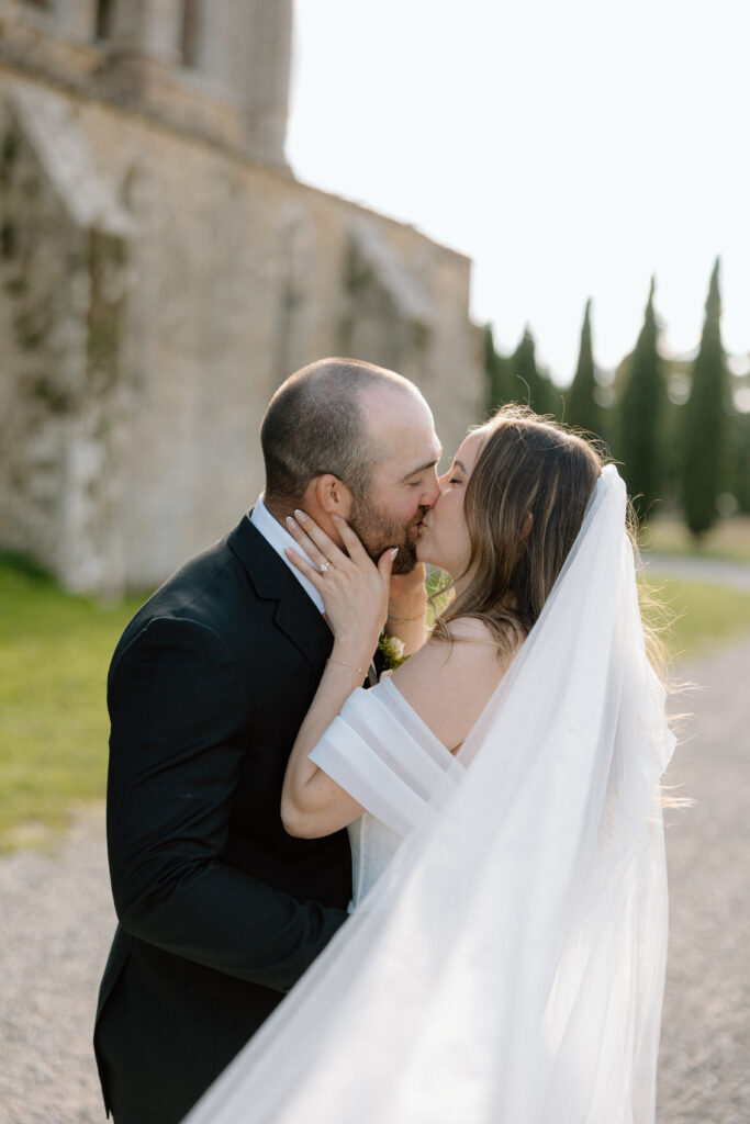 Wedding at San Galgano Abbey in Tuscany